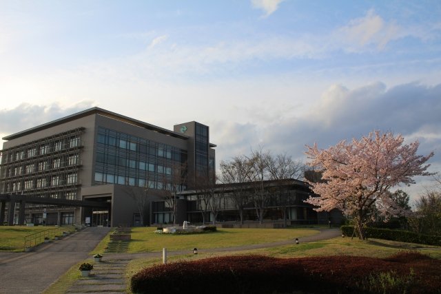公務員